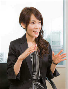 火车上的女孩(2021)
