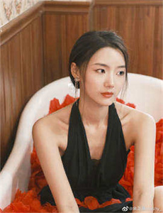 2SPY46女厕小便MP4-奇米777第四